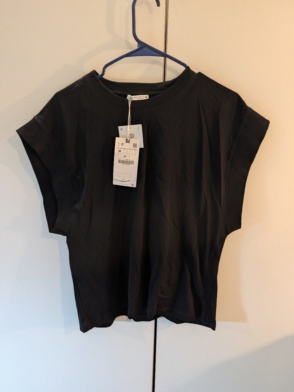 Zara Woman's Medium Black Relaxed Sleeve Crewneck Top NWT